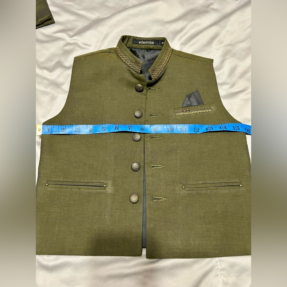 Ededrobe Boys Green Waist Coat Suit - Picture 6 of 10